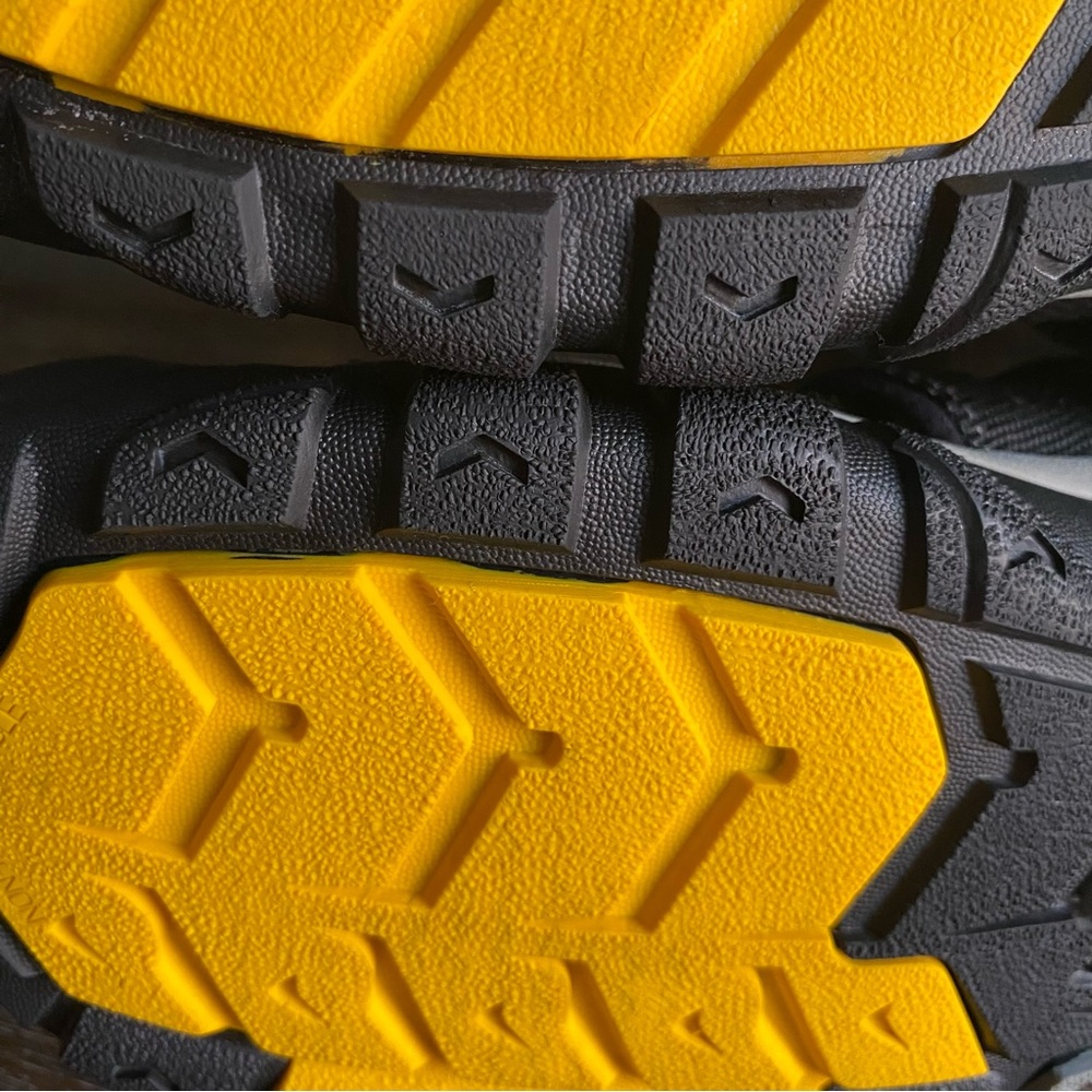 Keen Newport H2 Waterproof Hiking Kayaking Outdoor Sandals Shoes Mens 13 Black - Picture 9 of 12